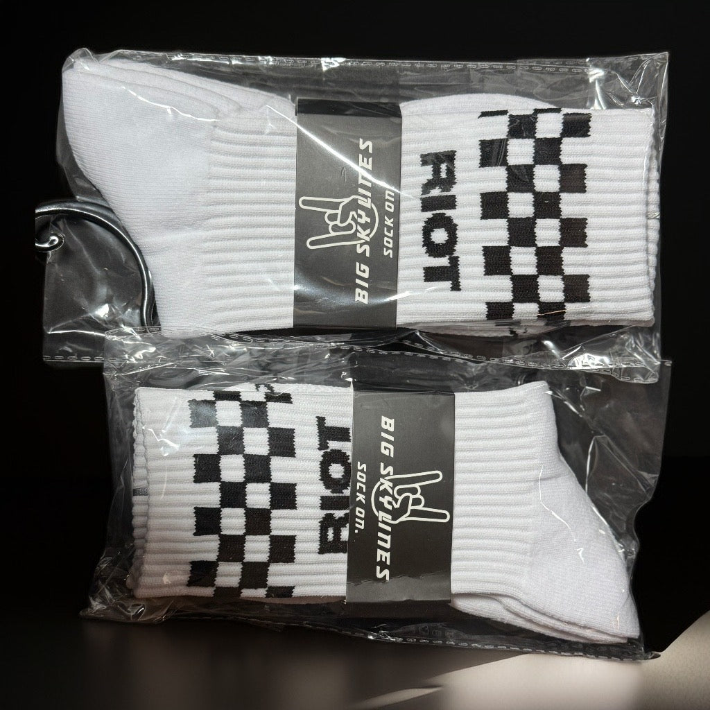 Riot Performance Socks – White Checkered